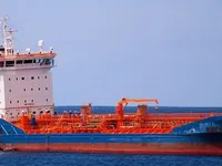 Naftas / Ķīmisko vielu tankkuģis pārdod