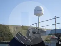 Trallers pārdod