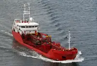Oil/Chemical tanker pārdošanā