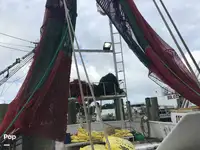 Trallers pārdod