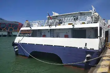 Pasažieru kuģis pārdod