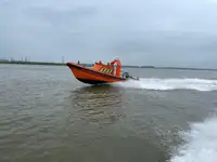 Cietā piepūšamā laiva pārdod