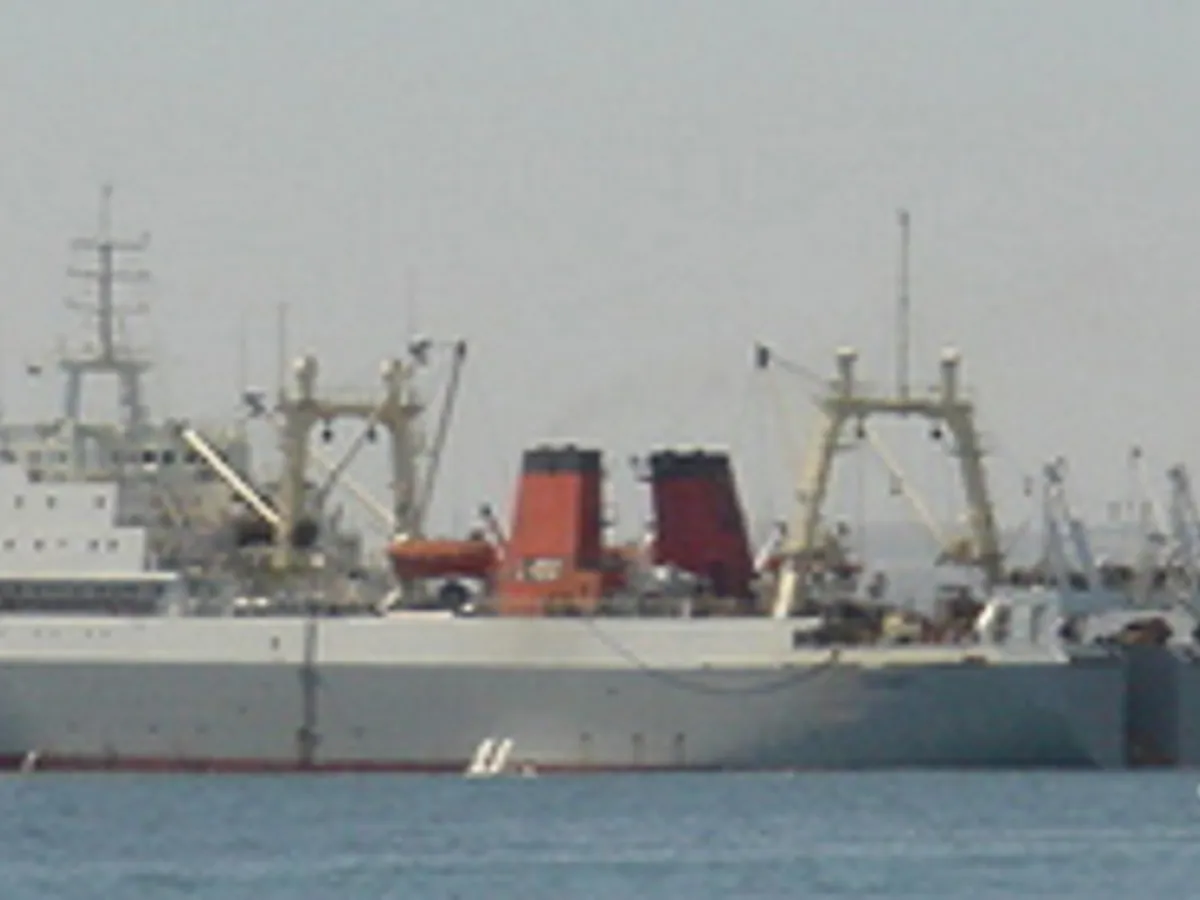 Trallers pārdod