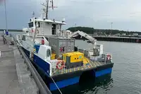 Katamarāns pārdošanā