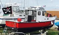 Zivju pārstrādes kuģis pārdod