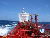 Naftas / Ķīmisko vielu tankkuģis pārdod