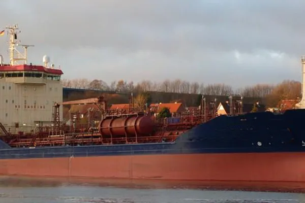 Oil/Chemical tanker for sale