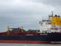 Naftas / Ķīmisko vielu tankkuģis pārdod