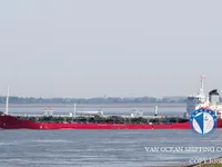 Naftas / Ķīmisko vielu tankkuģis pārdod