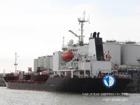 Naftas / Ķīmisko vielu tankkuģis pārdod