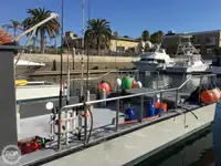 Trallers pārdod