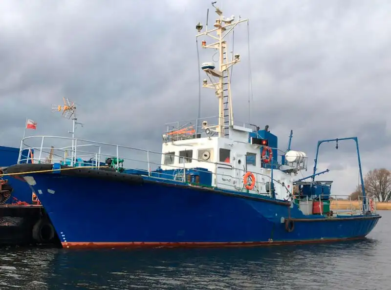 Hidrogrāfiskais kuģis pārdod