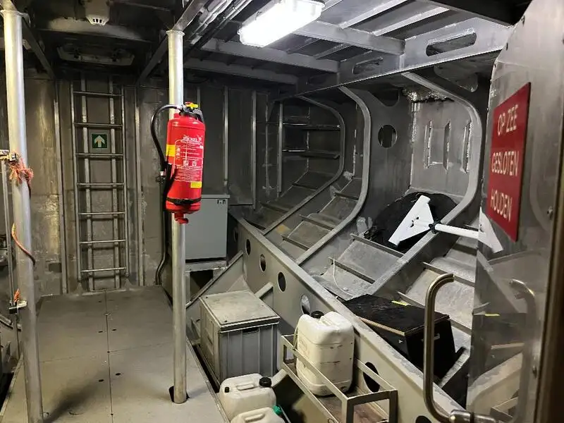 Pilotkuģis pārdod