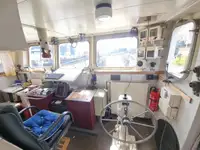 Desanta kuģis, tankkuģis pārdod