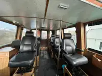 Pilotkuģis pārdod