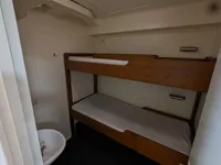 Hidrogrāfiskais kuģis pārdod