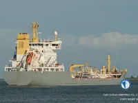 Naftas / Ķīmisko vielu tankkuģis pārdod