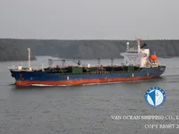 Naftas / Ķīmisko vielu tankkuģis pārdod