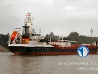 Naftas / Ķīmisko vielu tankkuģis pārdod