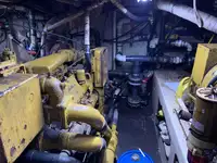 Trallers pārdod