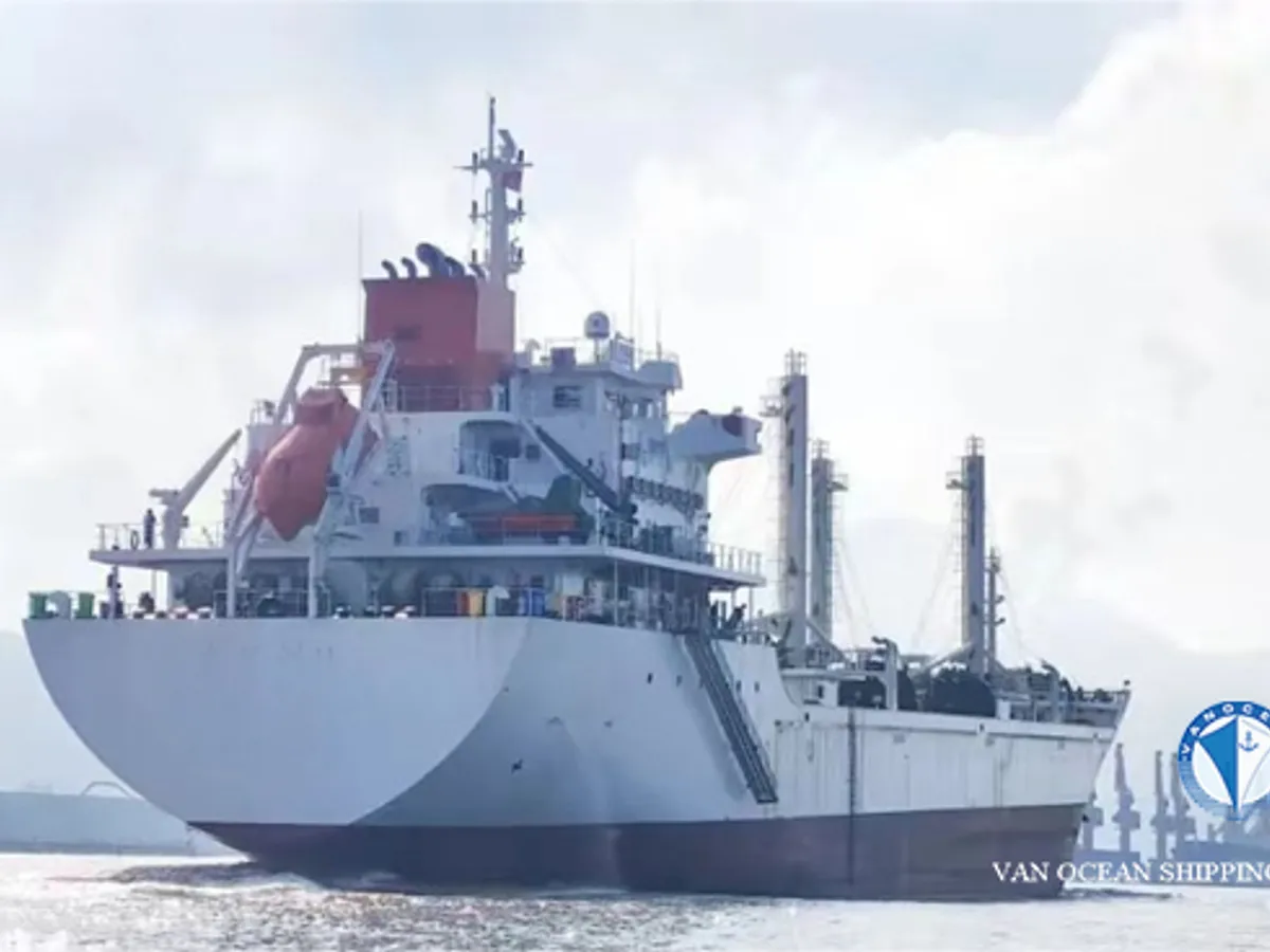Reefer kuģis pārdod