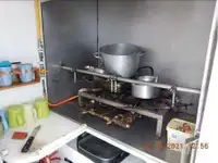 Trallers pārdod