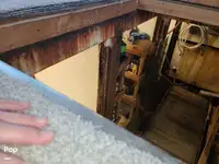 Trallers pārdod