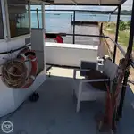 Desanta kuģis, tankkuģis pārdod