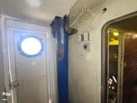 Trallers pārdod