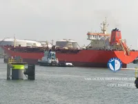 Naftas / Ķīmisko vielu tankkuģis pārdod