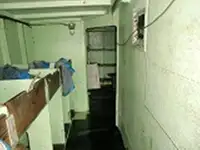 Garā līnija zvejas kuģis pārdod
