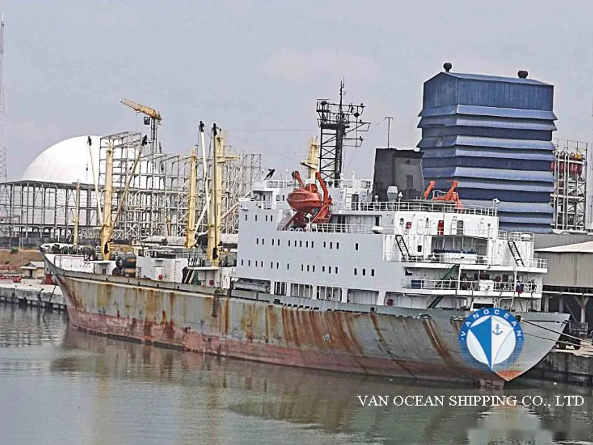 Reefer kuģis pārdod