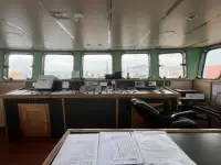 Darba laivas pārdod