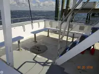 Kuteris pārdod