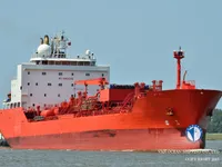 Naftas / Ķīmisko vielu tankkuģis pārdod