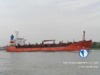 Naftas / Ķīmisko vielu tankkuģis pārdod
