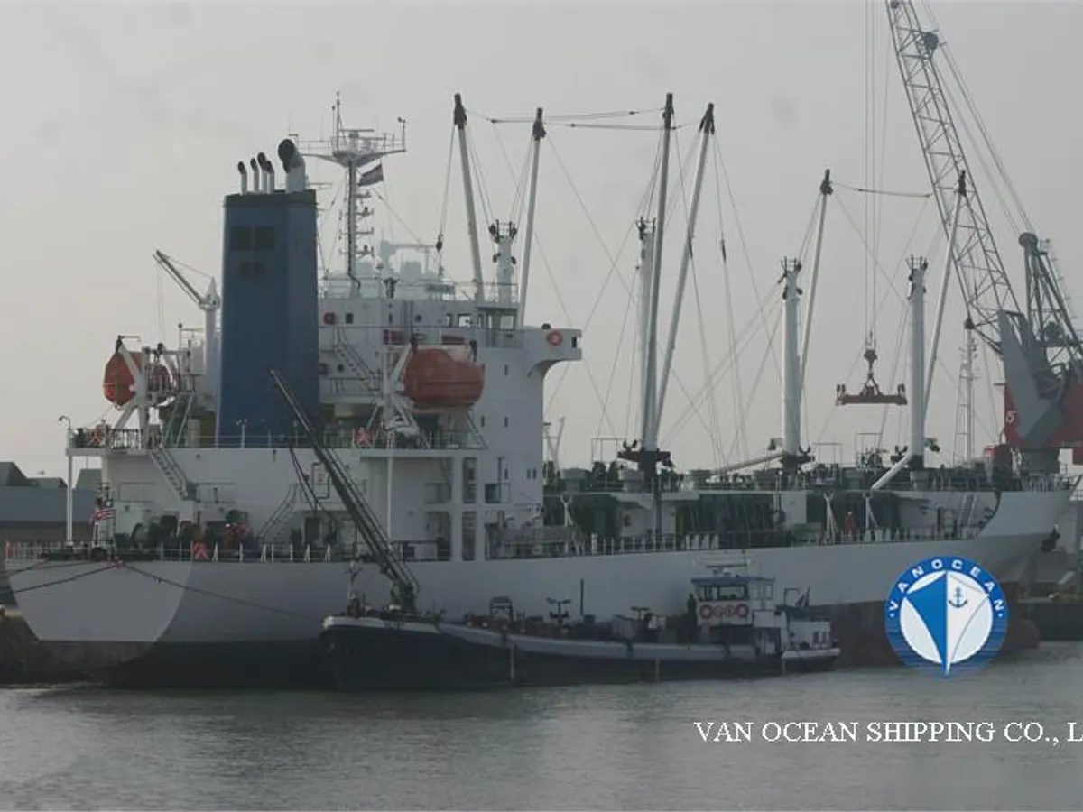 Reefer kuģis pārdod