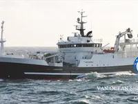 Trallers pārdod