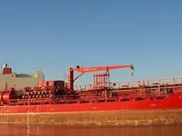 Naftas / Ķīmisko vielu tankkuģis pārdod