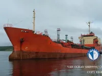 Naftas / Ķīmisko vielu tankkuģis pārdod