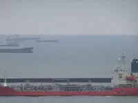 Naftas / Ķīmisko vielu tankkuģis pārdod