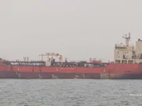 Naftas / Ķīmisko vielu tankkuģis pārdod