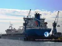 Naftas / Ķīmisko vielu tankkuģis pārdod
