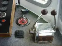 Trallers pārdod