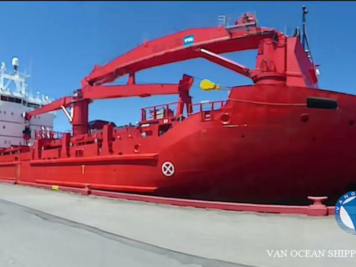 Reefer kuģis pārdod