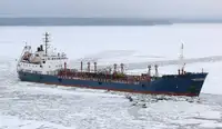 Naftas / Ķīmisko vielu tankkuģis pārdod