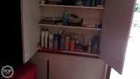 Niršanas atbalsta kuģis pārdod