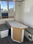 Trallers pārdod