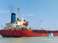 Naftas / Ķīmisko vielu tankkuģis pārdod