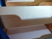 Konteinerkuģis pārdod